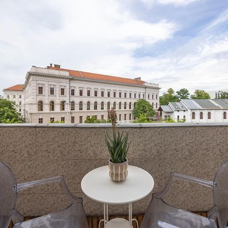 Luxy Central Spacious & Cozy Residence With Balcony Budapest Ngoại thất bức ảnh
