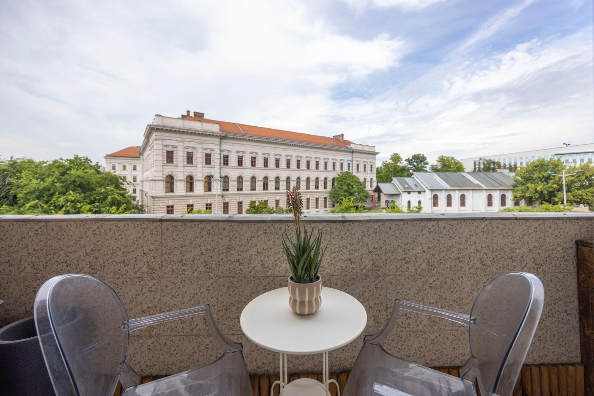 Luxy Central Spacious & Cozy Residence With Balcony Budapest Ngoại thất bức ảnh