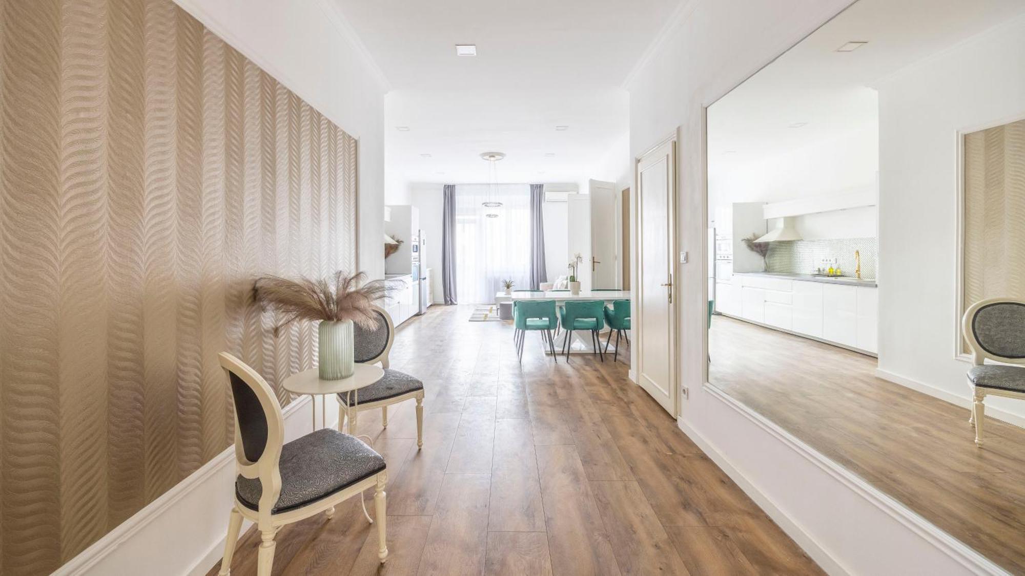 Luxy Central Spacious & Cozy Residence With Balcony Budapest Ngoại thất bức ảnh