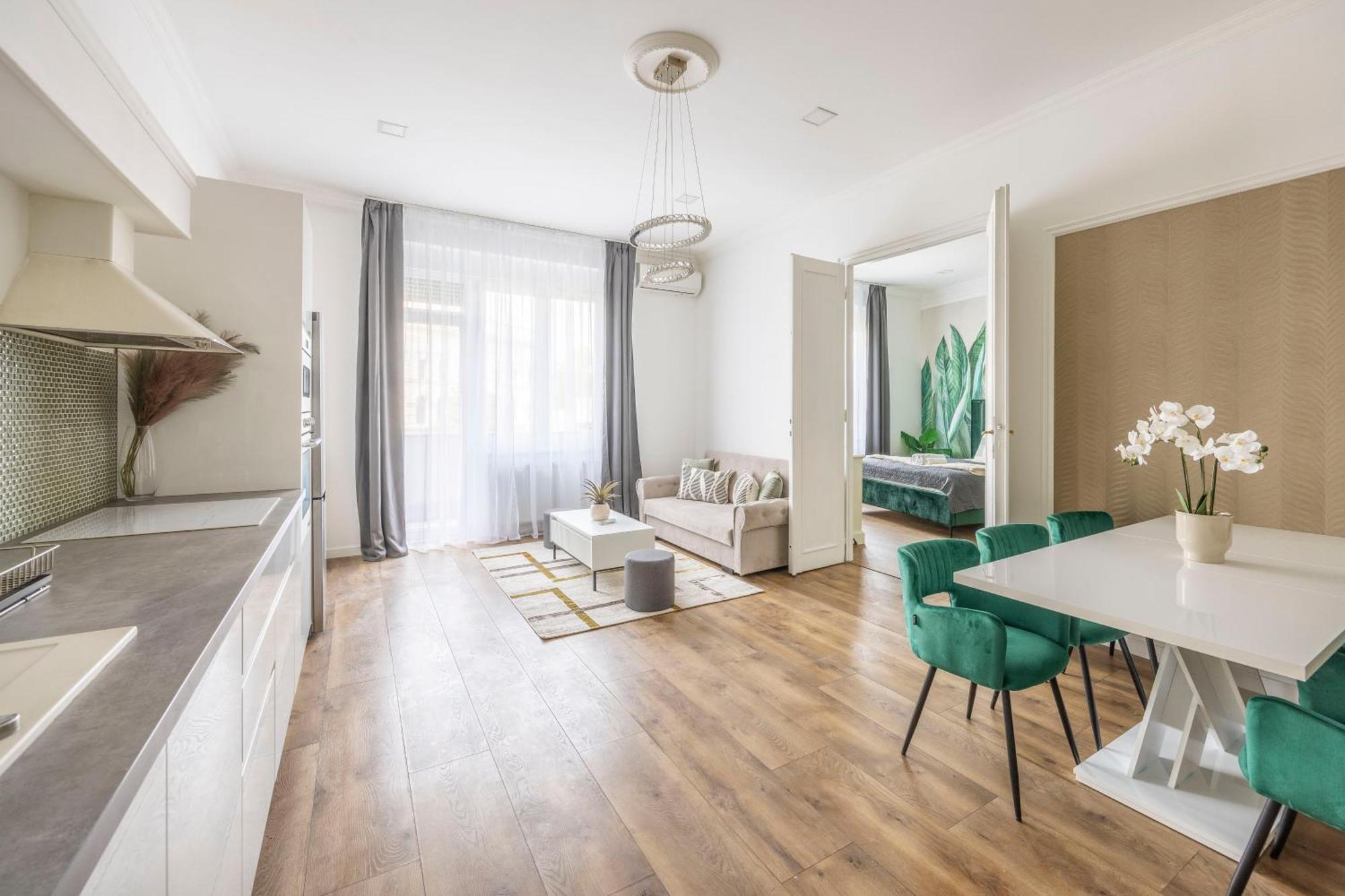 Luxy Central Spacious & Cozy Residence With Balcony Budapest Ngoại thất bức ảnh